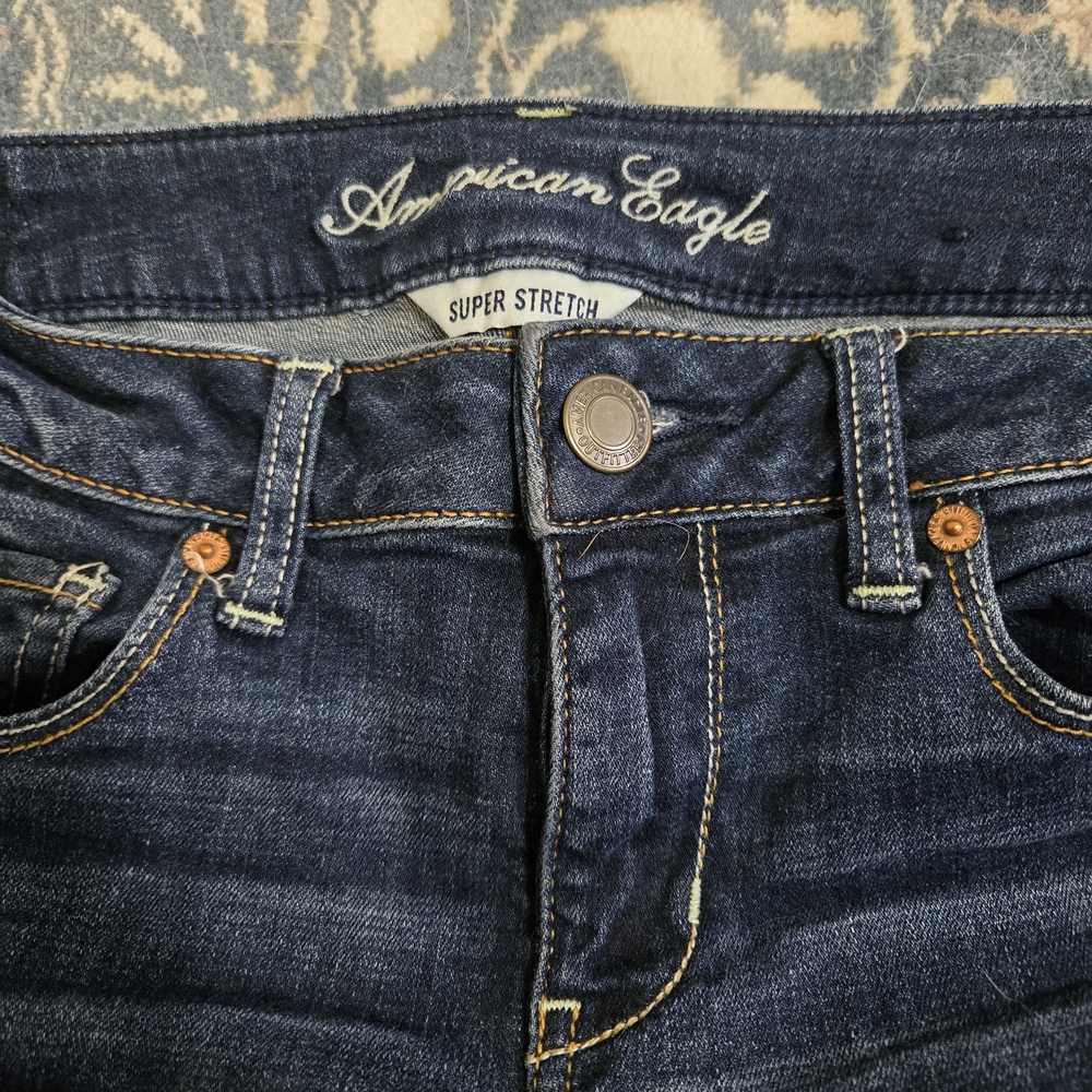 American Eagle Dark Wash Skinny Jeans - Picture 3 of 7